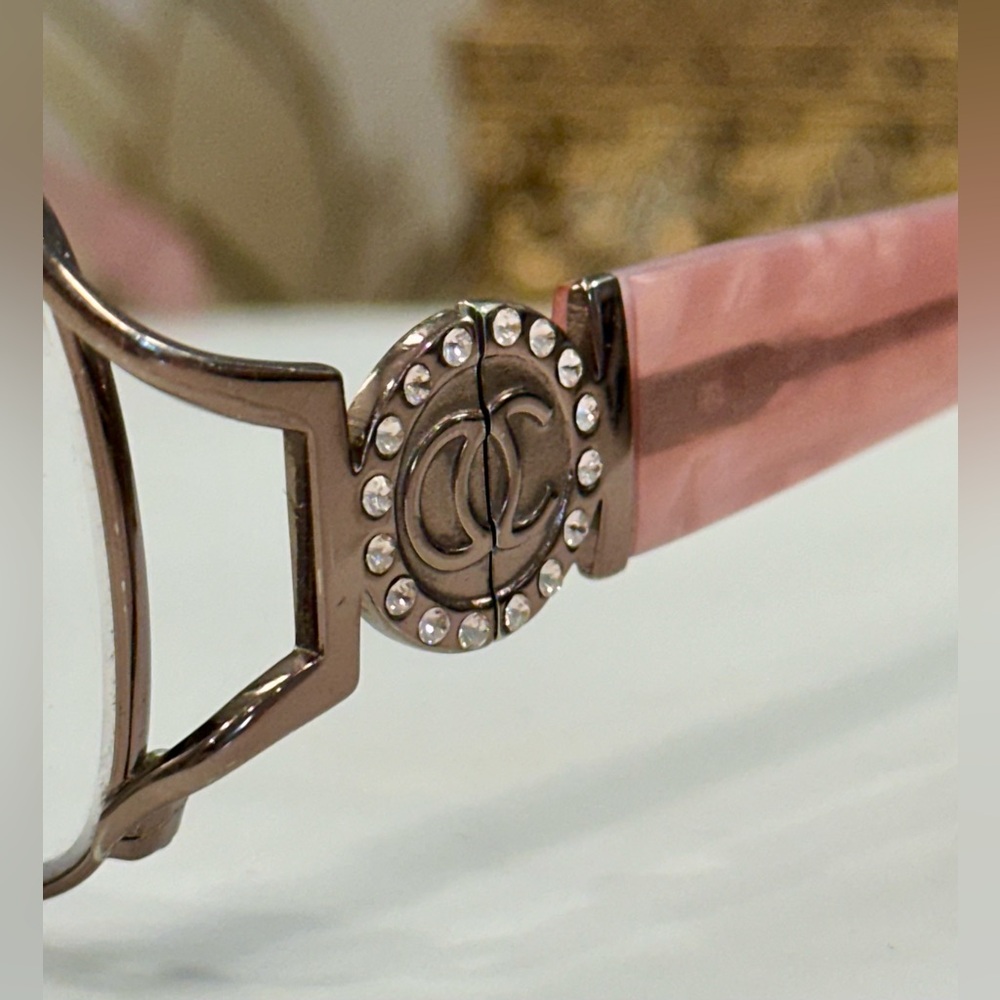 Oleg Cassini - Rose Pink Marbled Rx Eyeglass Frames/Crystal Logo Accents - EUC - Picture 14 of 16